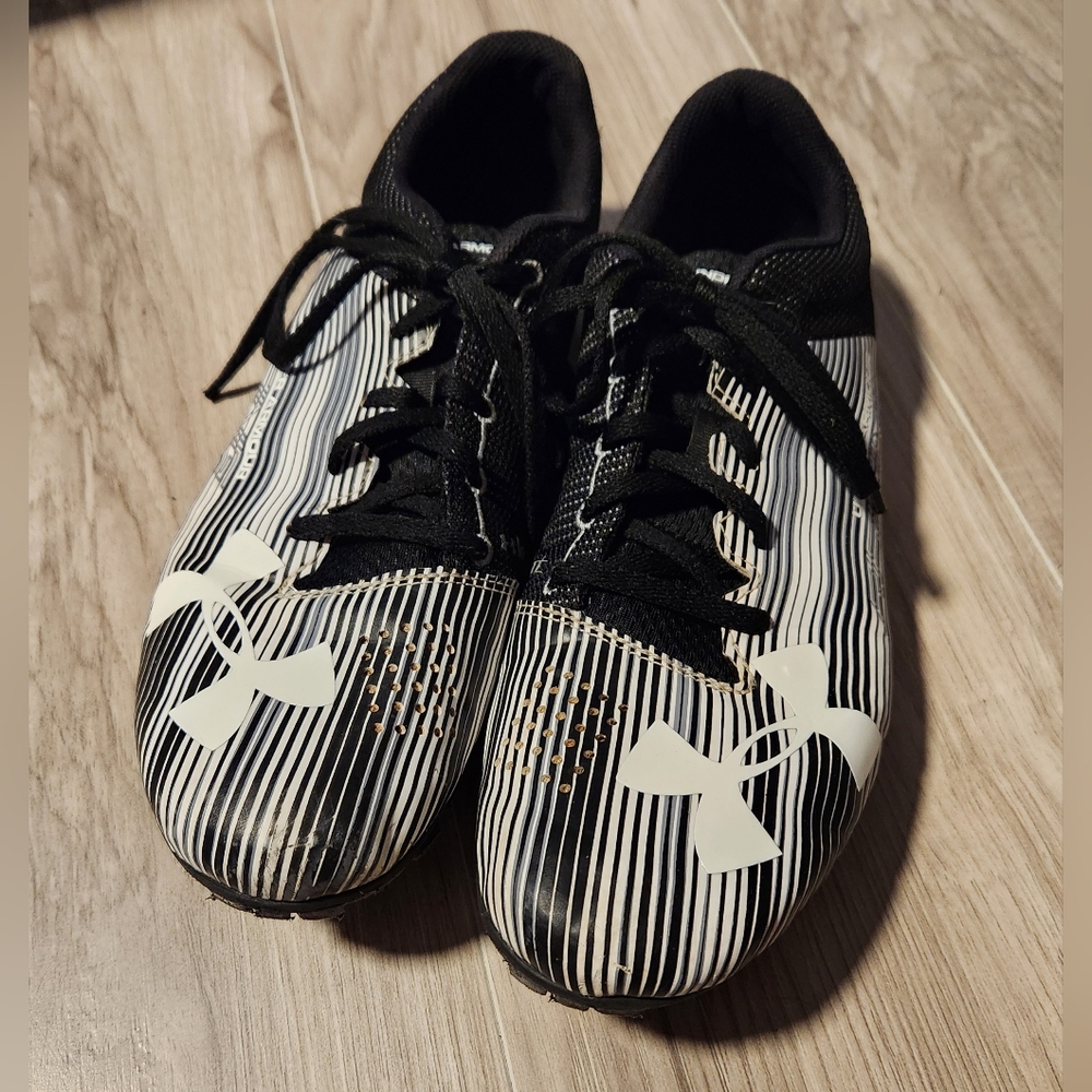Under Armour Black & White Striped Athletic Shoes